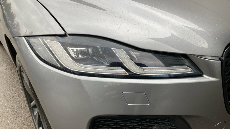 Jaguar F-Pace 2.0 P400e R-Dynamic SE 5dr Auto AWD Estate